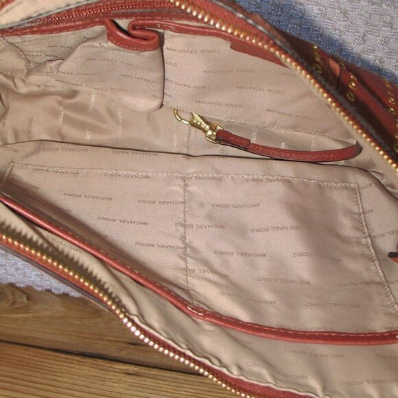 Michael Kors Brooklyn Grommet Hobo Shoulder Bag - Picture 11 of 13